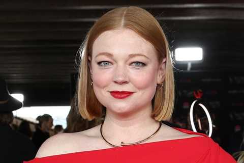 Here’s why Sarah Snook skipped the 2022 Critics’ Choice Awards